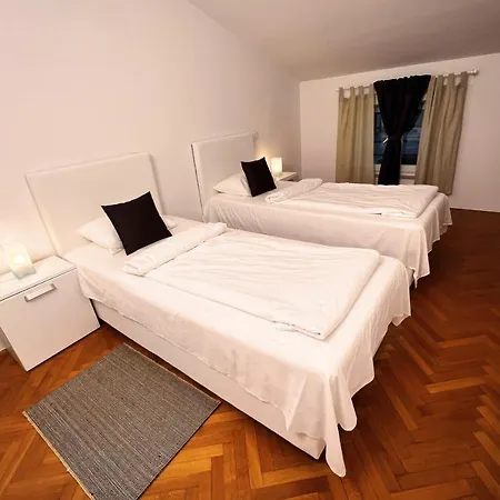 Goran 2 Apartment *