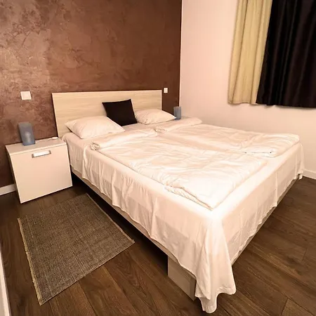 Goran 2 Apartment *