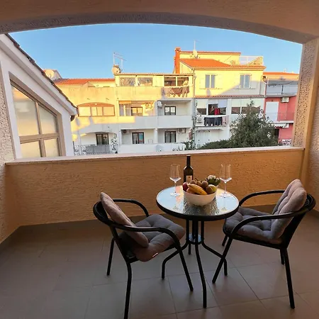 Goran 2 Apartment *