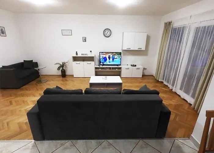 Goran 2 * Врсар