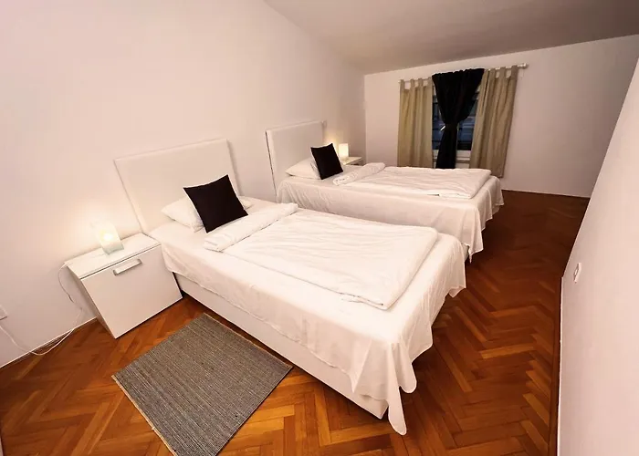 Goran 2 Apartamento *