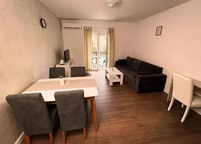 Apartamento Goran 2 *